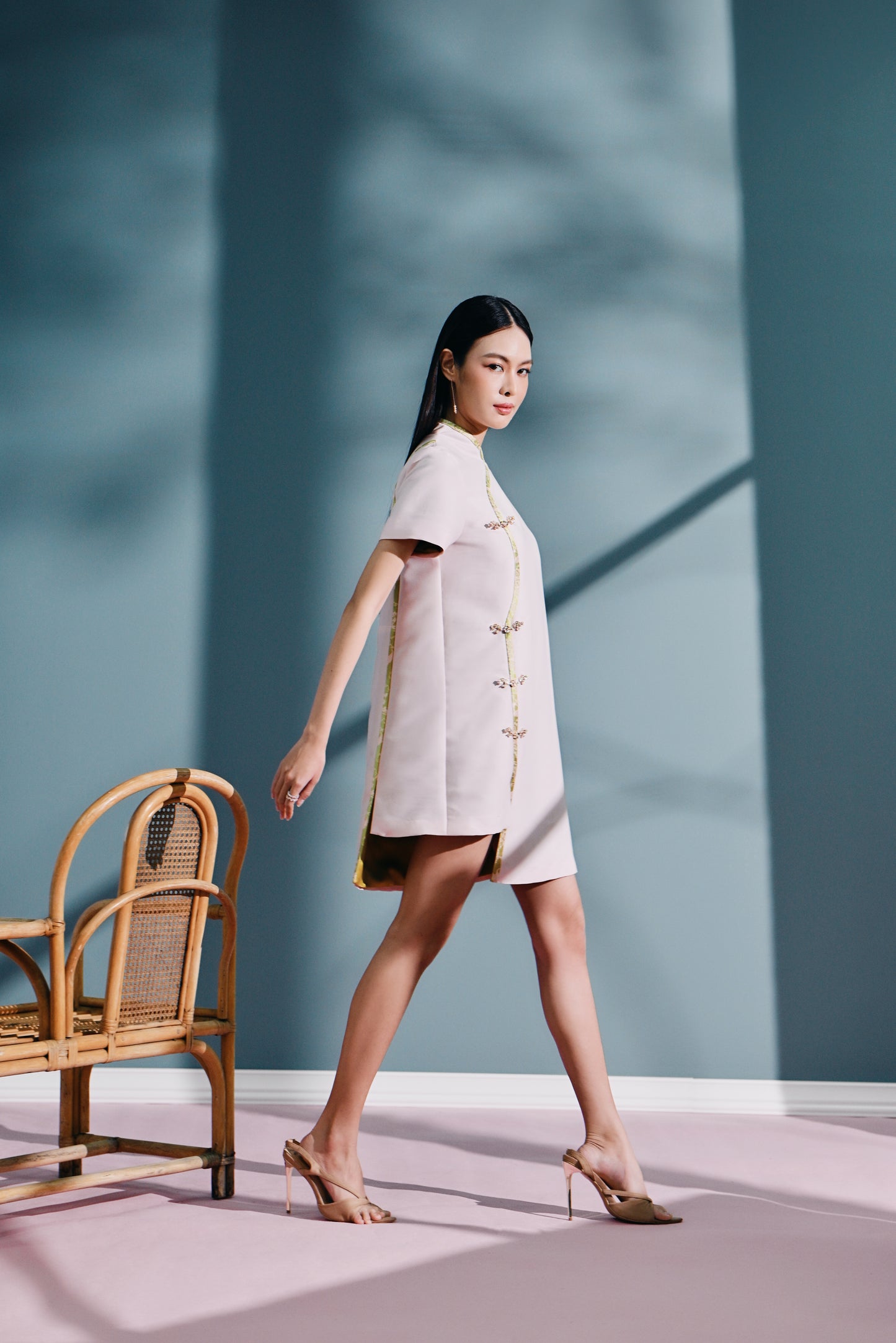 Pǔ ěr Relaxed Qipao dress in Twill Teffata