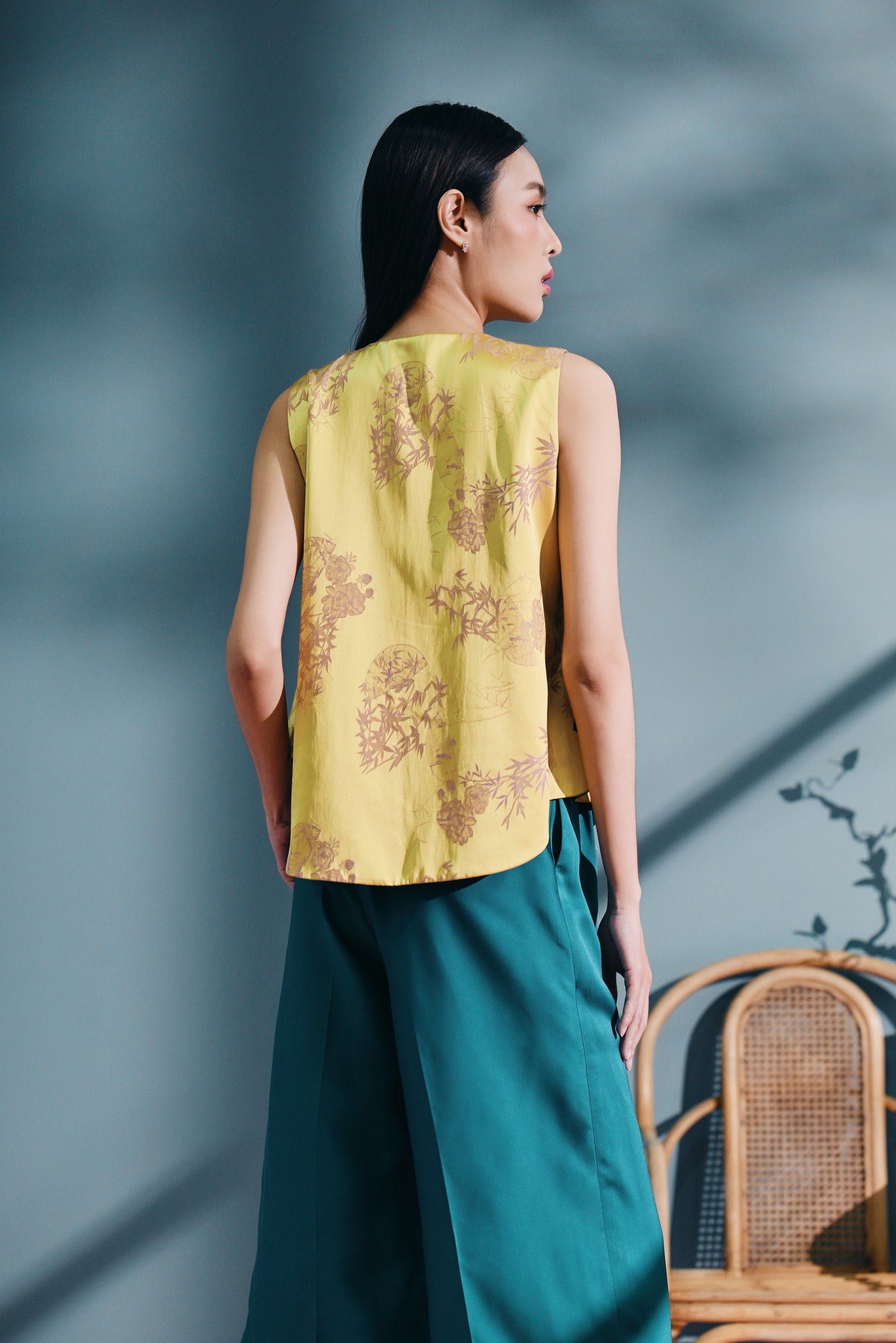 Qí mén sleeveless top in Jacquard