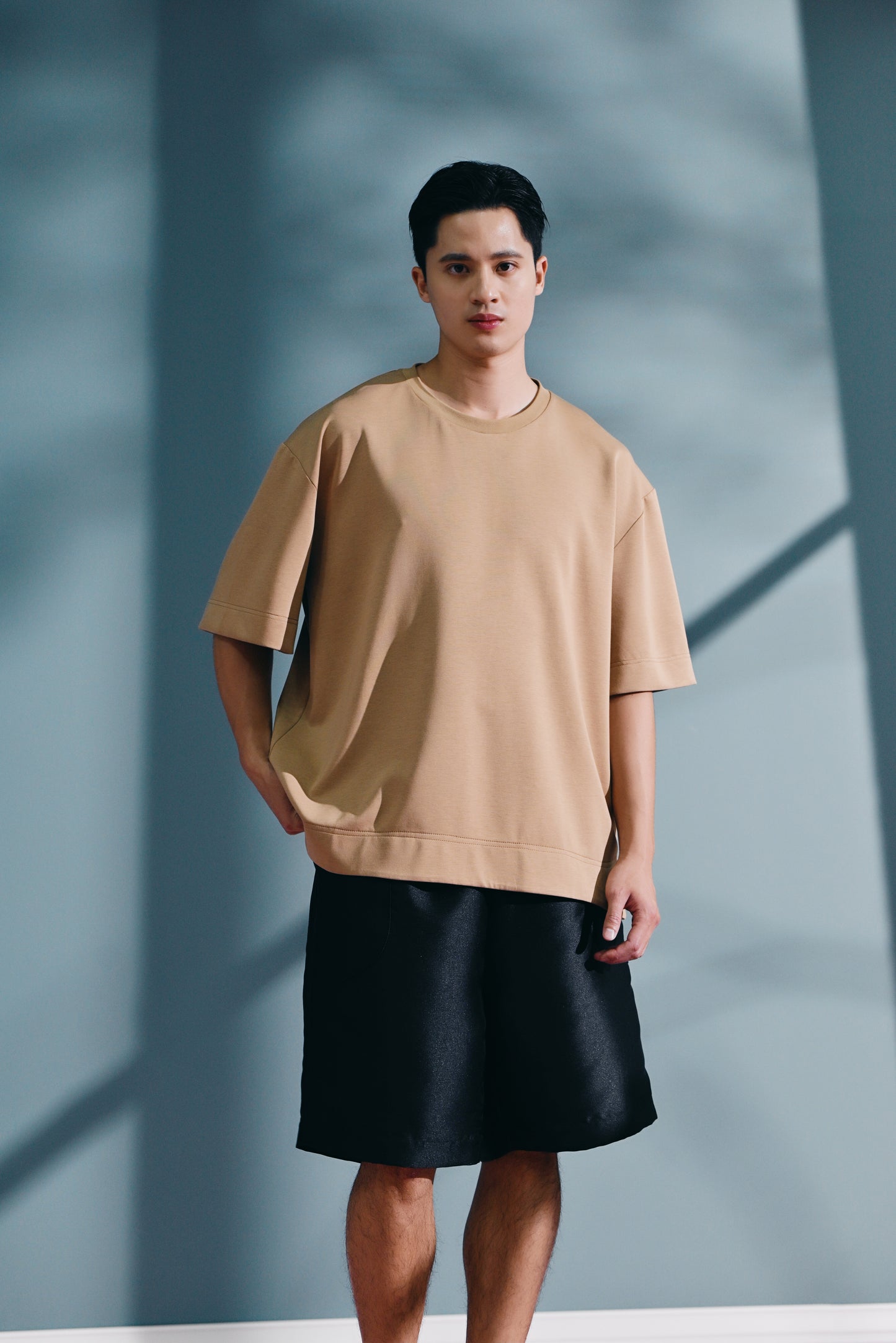 Lè premium knit tee in Sand