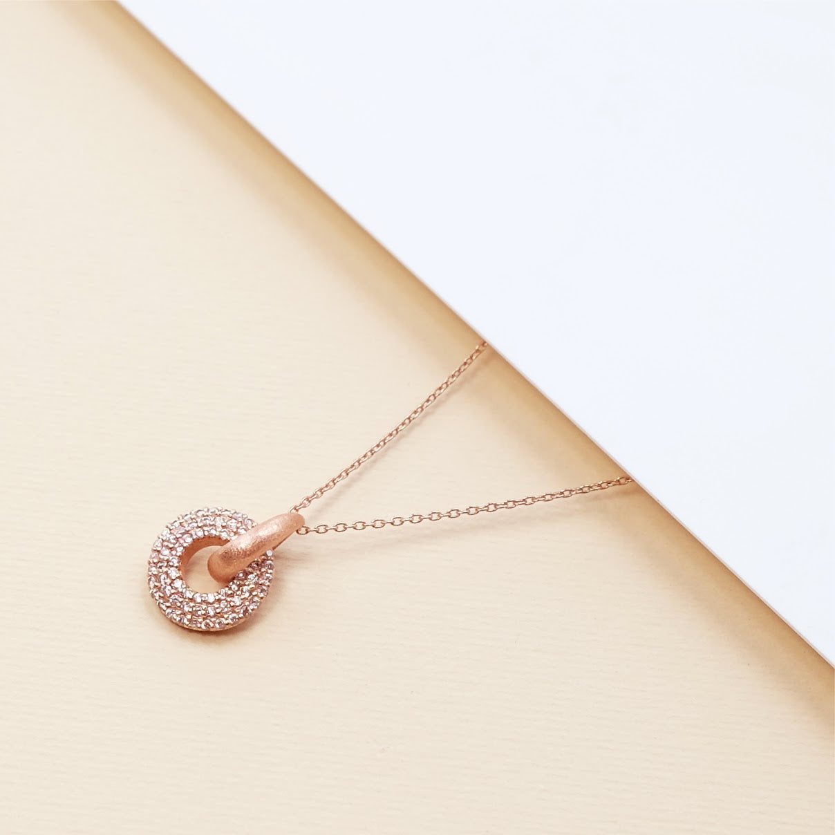 Pavé doughnut pendant necklace NC005