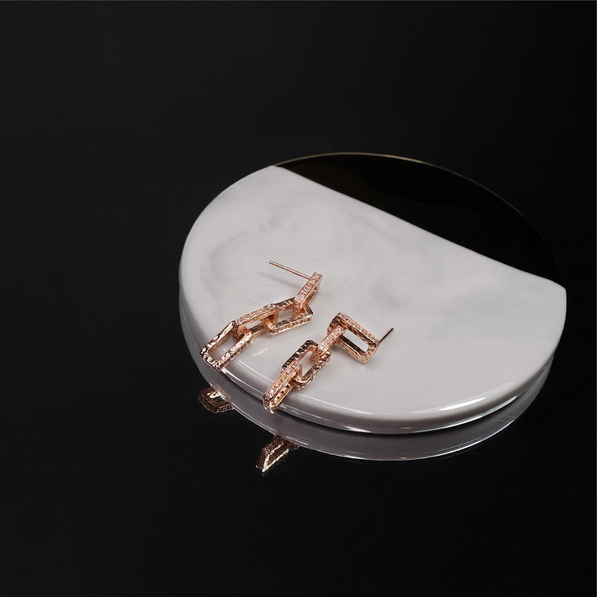Rectangle links earrings ER016