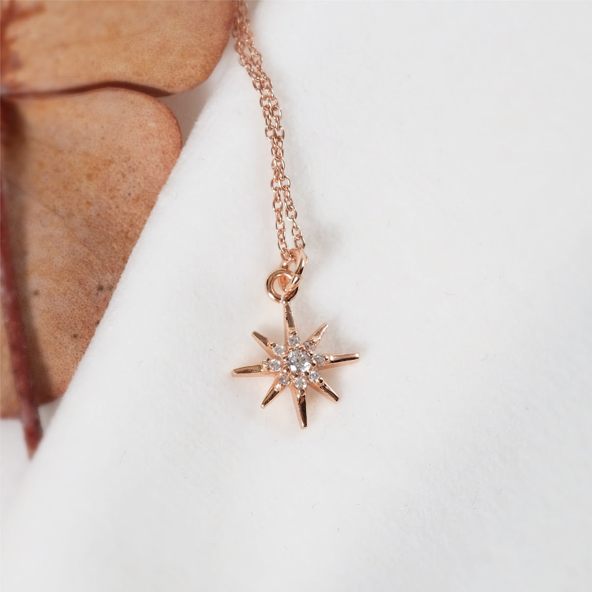 Pavé star pendant necklace NC004